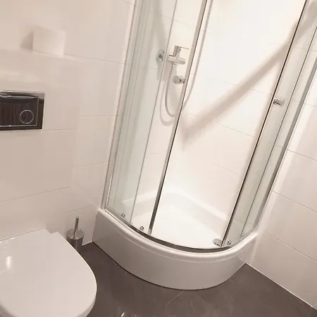Class Apartment