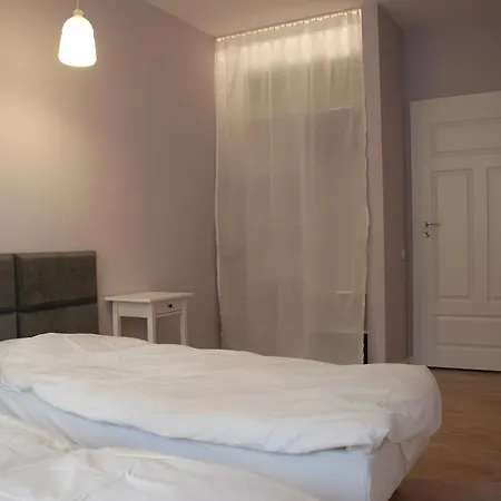 Class Apartment